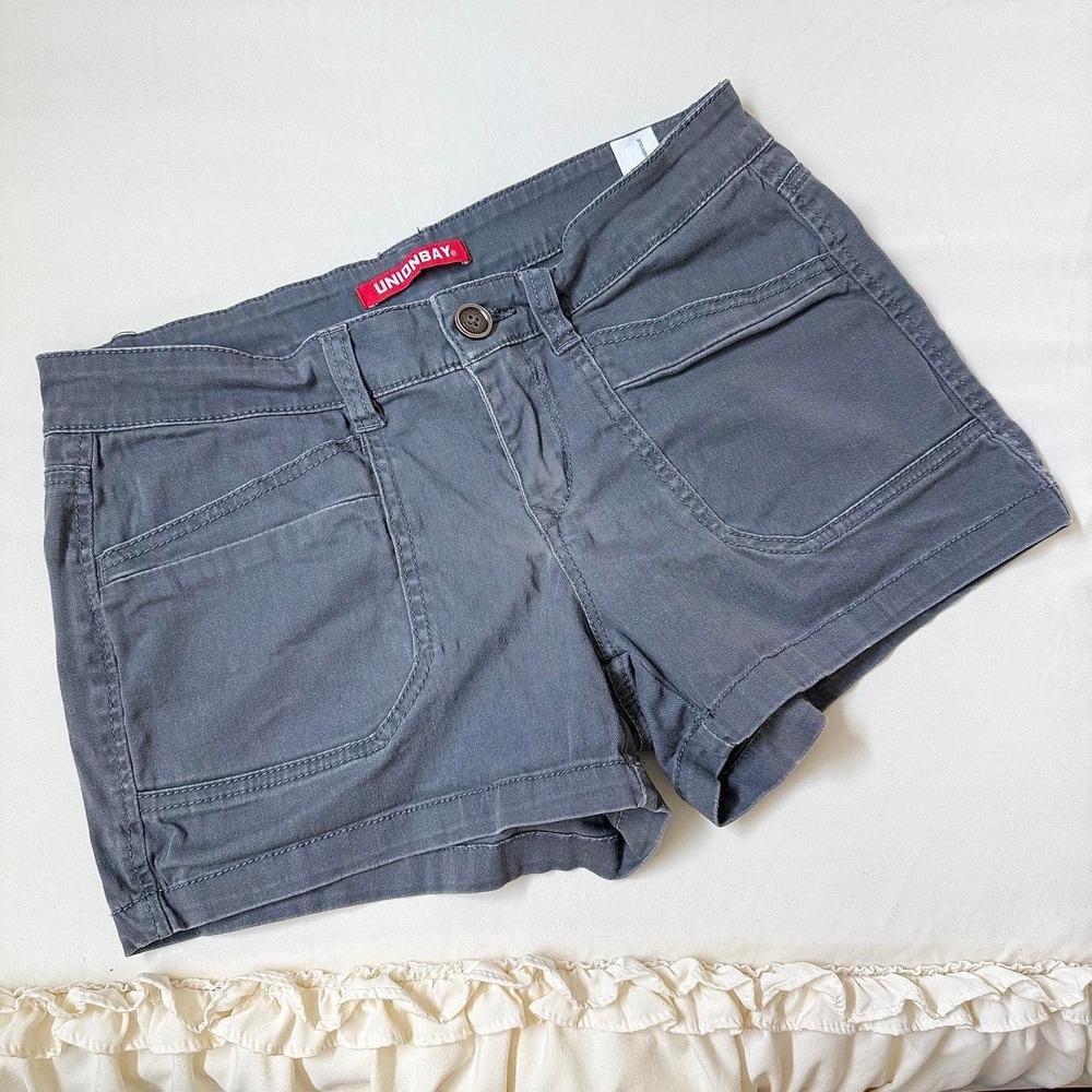 cargo shorts  Y2K Unionbay size 9 gray utility cargo shorts